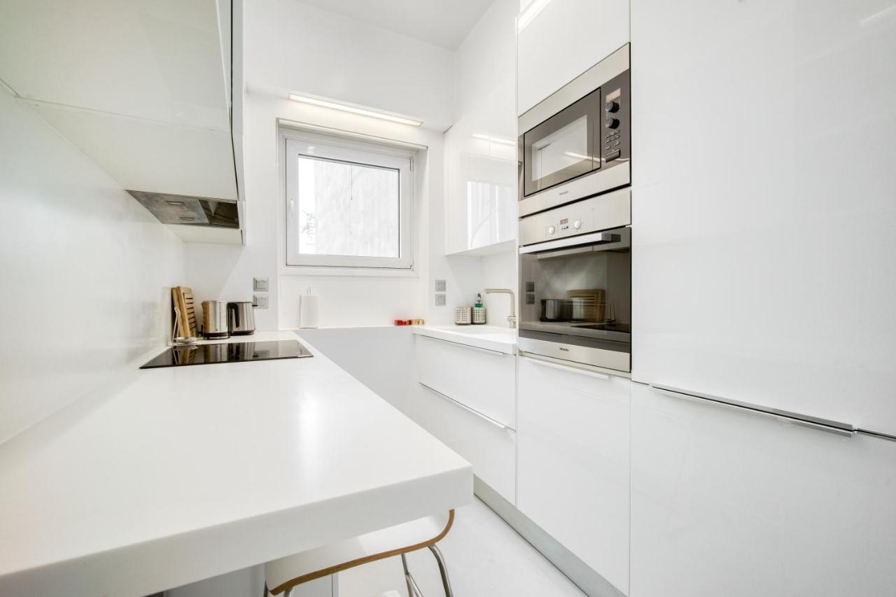 Elegant Light Two Bedroom In Center Apartmán Atény